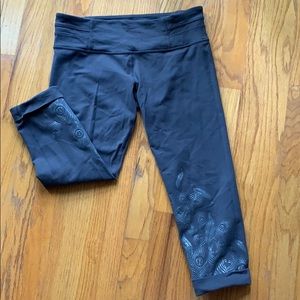 Lululemon, Grey, Cropped Legging